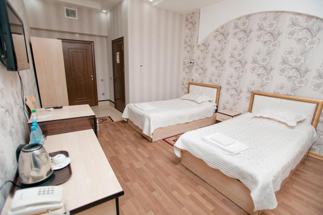 Cinema Boutique Hotel กันจา ภายนอก รูปภาพ
