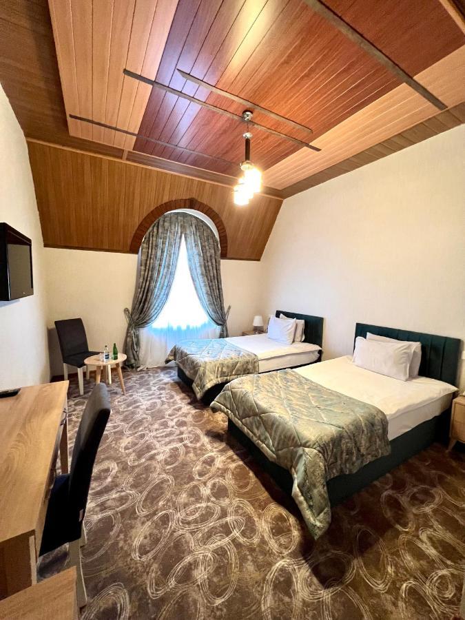 Cinema Boutique Hotel กันจา ภายนอก รูปภาพ
