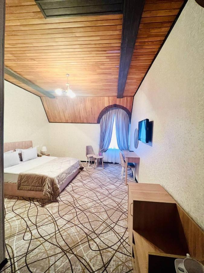 Cinema Boutique Hotel กันจา ภายนอก รูปภาพ