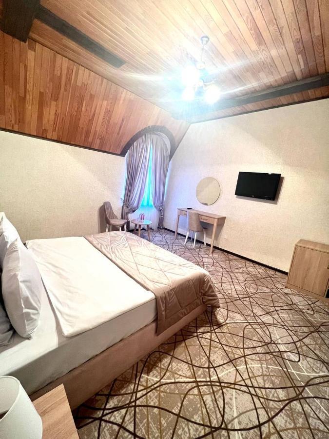 Cinema Boutique Hotel กันจา ภายนอก รูปภาพ