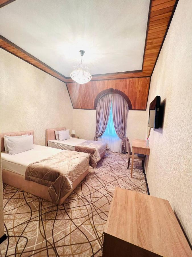 Cinema Boutique Hotel กันจา ภายนอก รูปภาพ