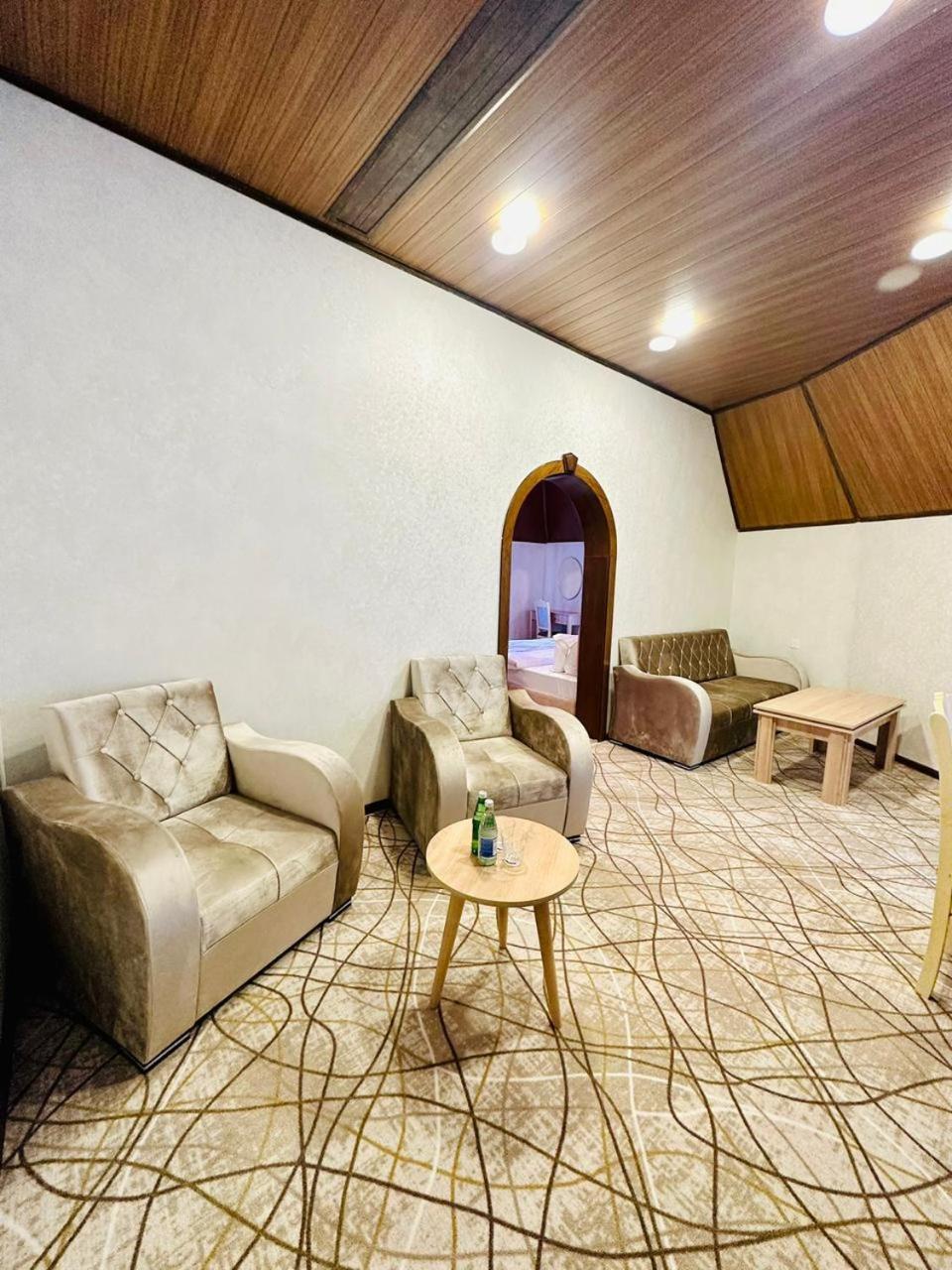 Cinema Boutique Hotel กันจา ภายนอก รูปภาพ
