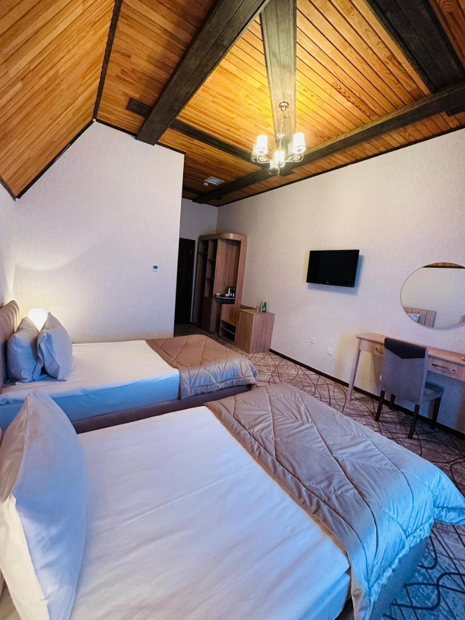 Cinema Boutique Hotel กันจา ภายนอก รูปภาพ