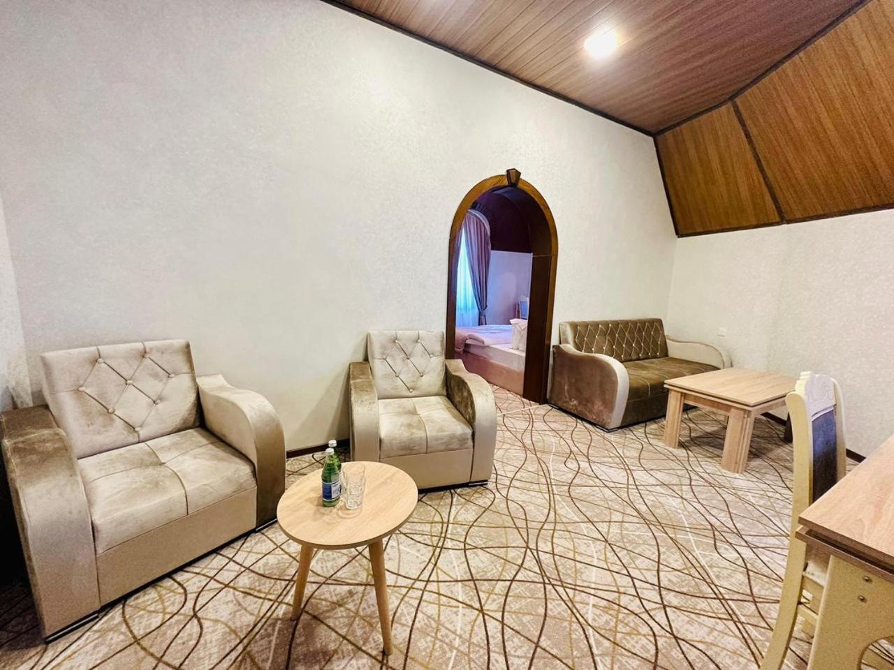 Cinema Boutique Hotel กันจา ภายนอก รูปภาพ