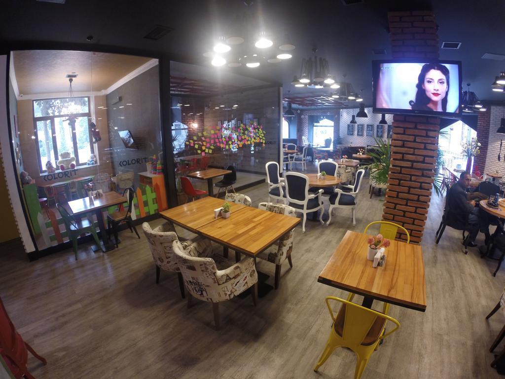 Cinema Boutique Hotel กันจา ภายนอก รูปภาพ